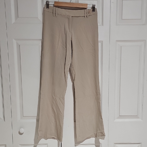 XOXO Pants - XOXO Beige Straight Flare Leg Dress Pants – Size 3/4